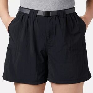 NWT Columbia Women’s Sandy River‎ Cargo Shorts Black Nylon, Belted UPF 30 XL 6”